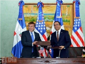 RD y Estados Unidos firman acuerdo de cooperación militar