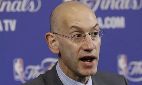 Adam Silver insta equipos contratar más mujeres NBA