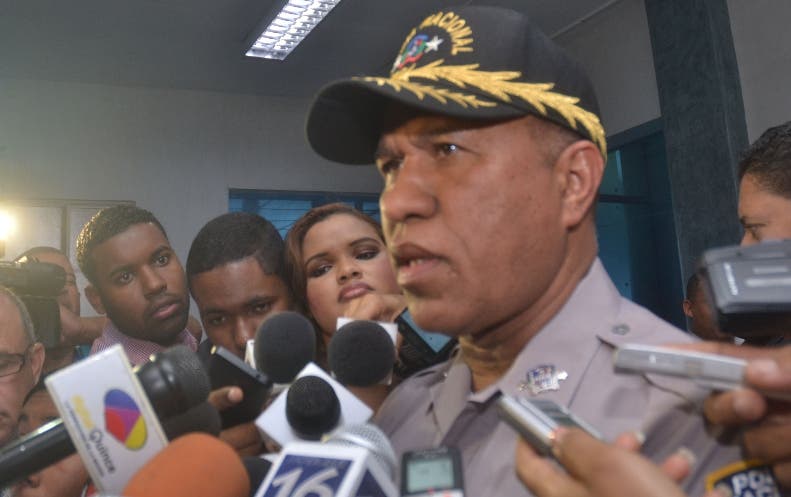 Castro Castillo asegura seguirá depuración de la Policía