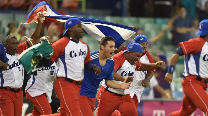 Cuba elimina a dominicanos y avanza a semifinal en béisbol del Caribe