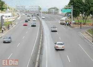 Policía desbloquea vías y restablece transito en entradas a Maimón