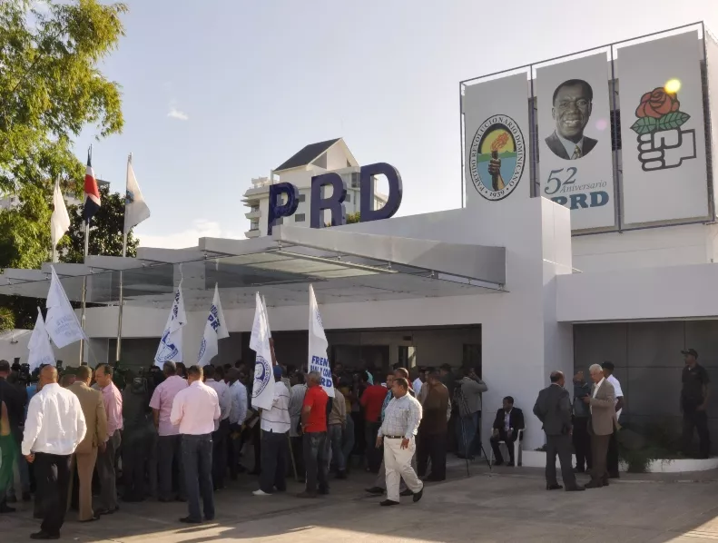 8 NACIONALES 19-03,p01