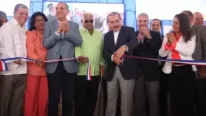 Danilo Medina inaugura primera fase de la Avenida Circunvalación de Santo Domingo