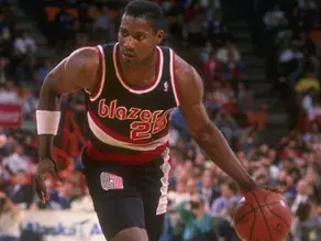 Fallece el exjugador de Blazers Jerome Kersey a los 52 años