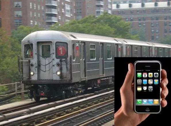 Dominicanos en NY piden instalen conexión a internet  en las paradas de trenes