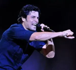 Chayanne detiene su gira “Desde el Alma” debido a la pandemia del COVID-19