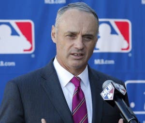 Manfred viene para el juego Twins-Tigers