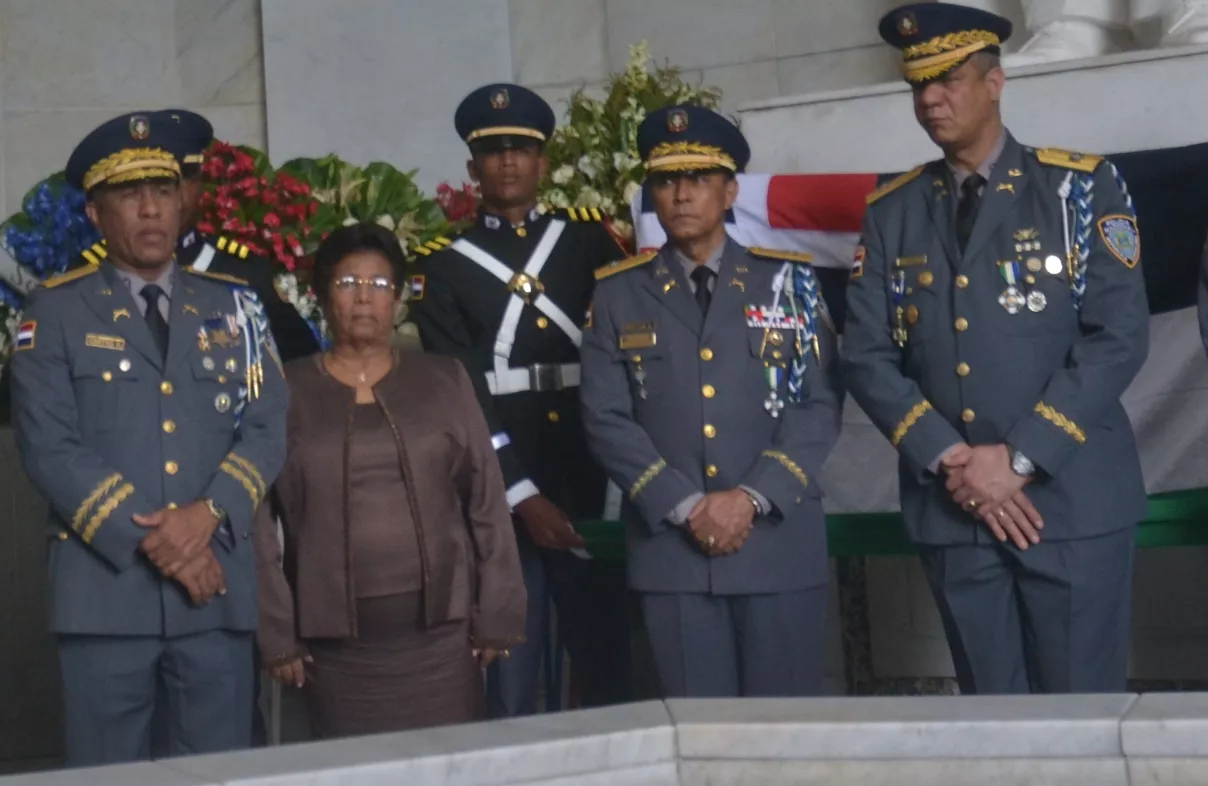 4 nacionales 02_01,p01