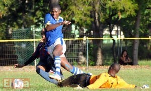 SC y Pantoja triunfan en inicio Liga Fútbol