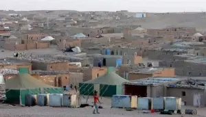 Ross se reúne con miembros del Polisario en los campos de refugiados saharaui