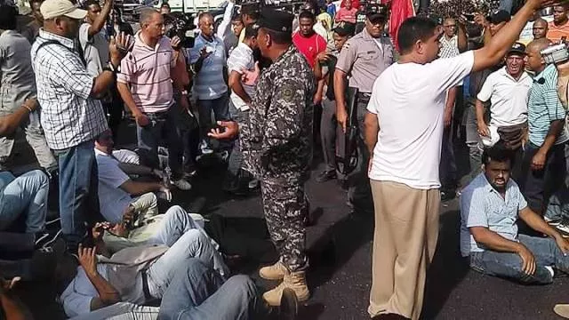 PARO CIVICO EN IMBERT II