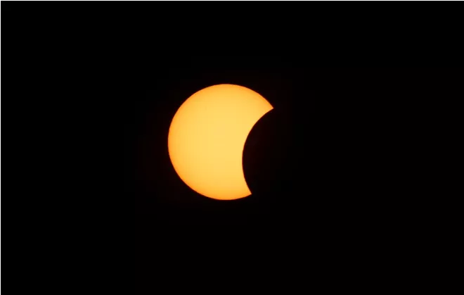 El norte de Europa disfruta de un privilegiado eclipse solar