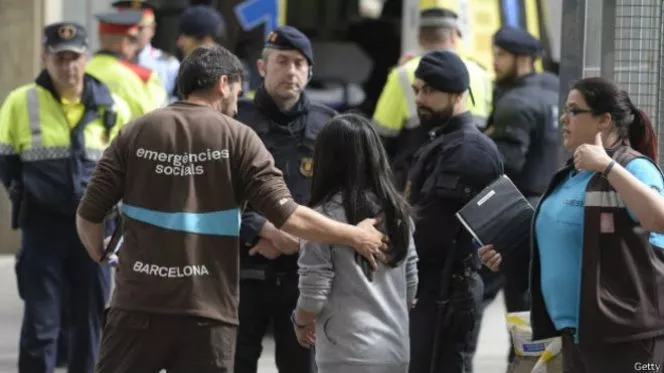 Estudiante mata a un profesor con arma blanca; hiere cuatro personas en España