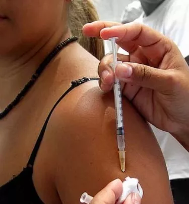 Inyeccion por enfermedad. El Nacional/ Fuente Externa.