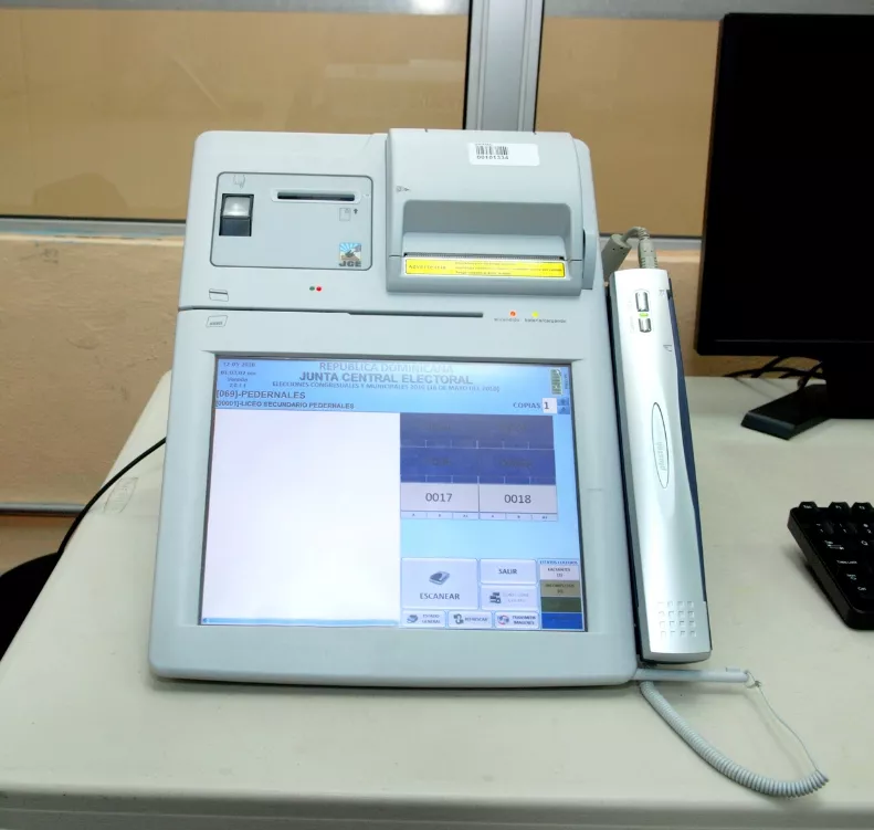 6 NACIONALES 22-1,p01