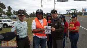 AMET sorprende 44 conductores de vehículos pesados transitando sin permisos