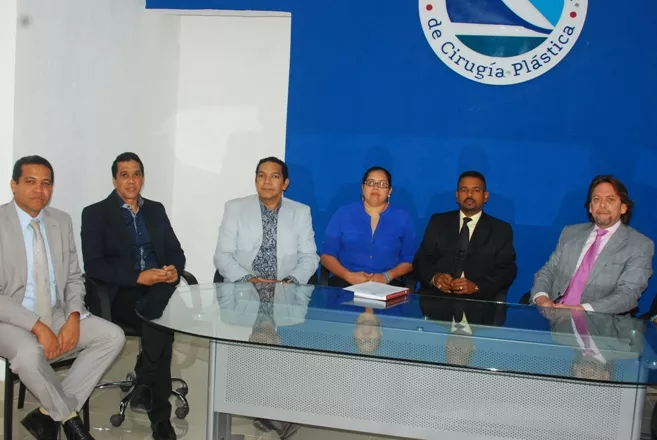 Academia Dominicana de Cirugía Plástica anuncia primer curso sobre Lipoescultura         