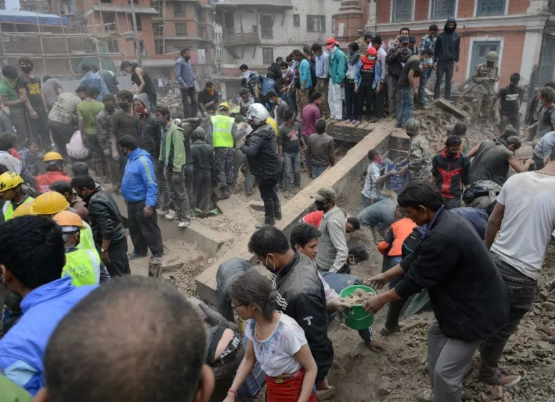 El número de muertos supera los 3.200 en Nepal 