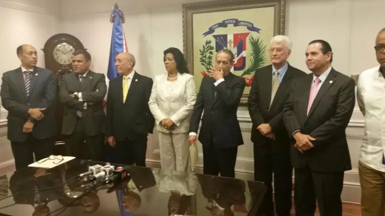 senadores