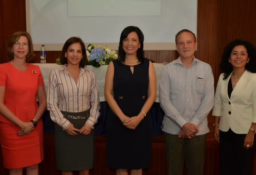 38_Clasificados_05_4,p01