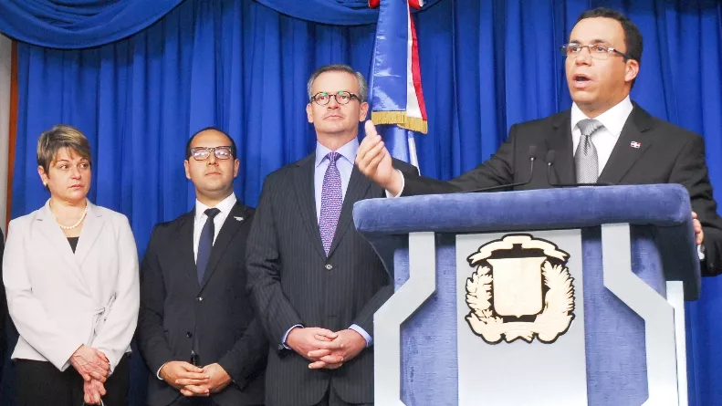 8 nacionales 27_01,p01