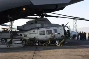 Recuperan tres cuerpos en helicóptero de marines caído en Nepal