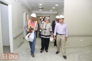 Salud Pública y OISOE supervisan hospital Cabral y Báez