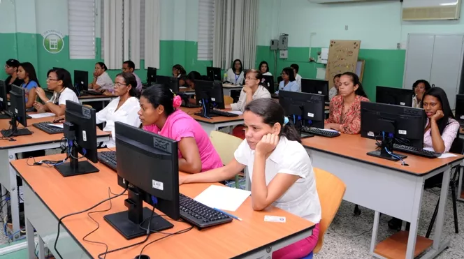 Educación anuncia para junio segunda fase de evaluación aspirantes a maestros