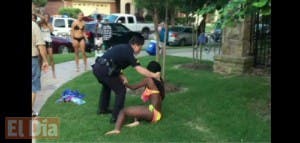 Ya es viral video muestra a policía de Texas dando golpiza a jóvenes negros