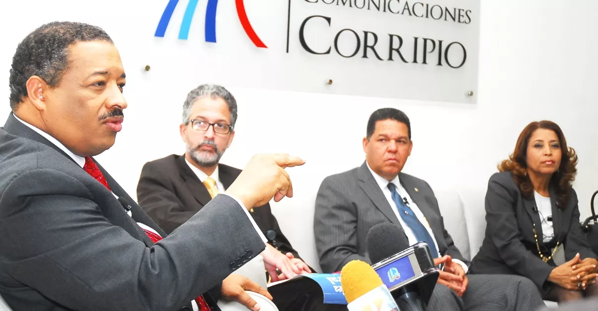 17 NACIONALES 25-01,p01