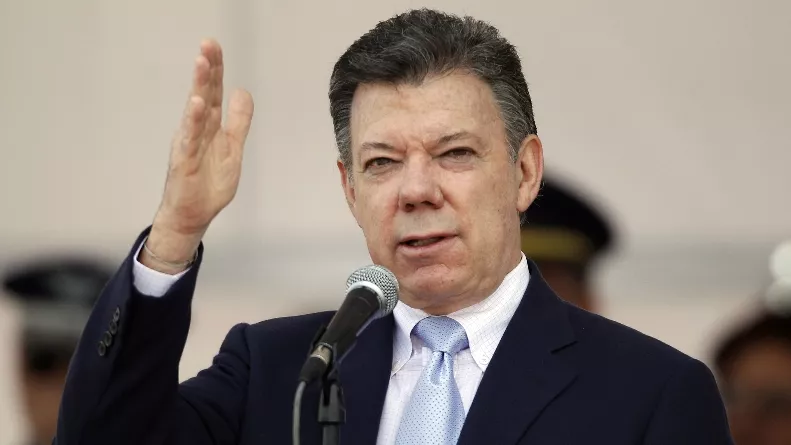 Santos afirma que la paz sera firmada con las FARC a más tardar en seis meses