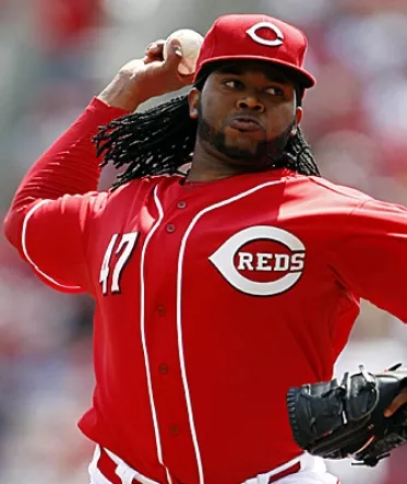 Cueto pasa a Reales por tres novatos