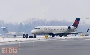 Aislan un avión en el aeropuerto de Newark por una “amenaza»