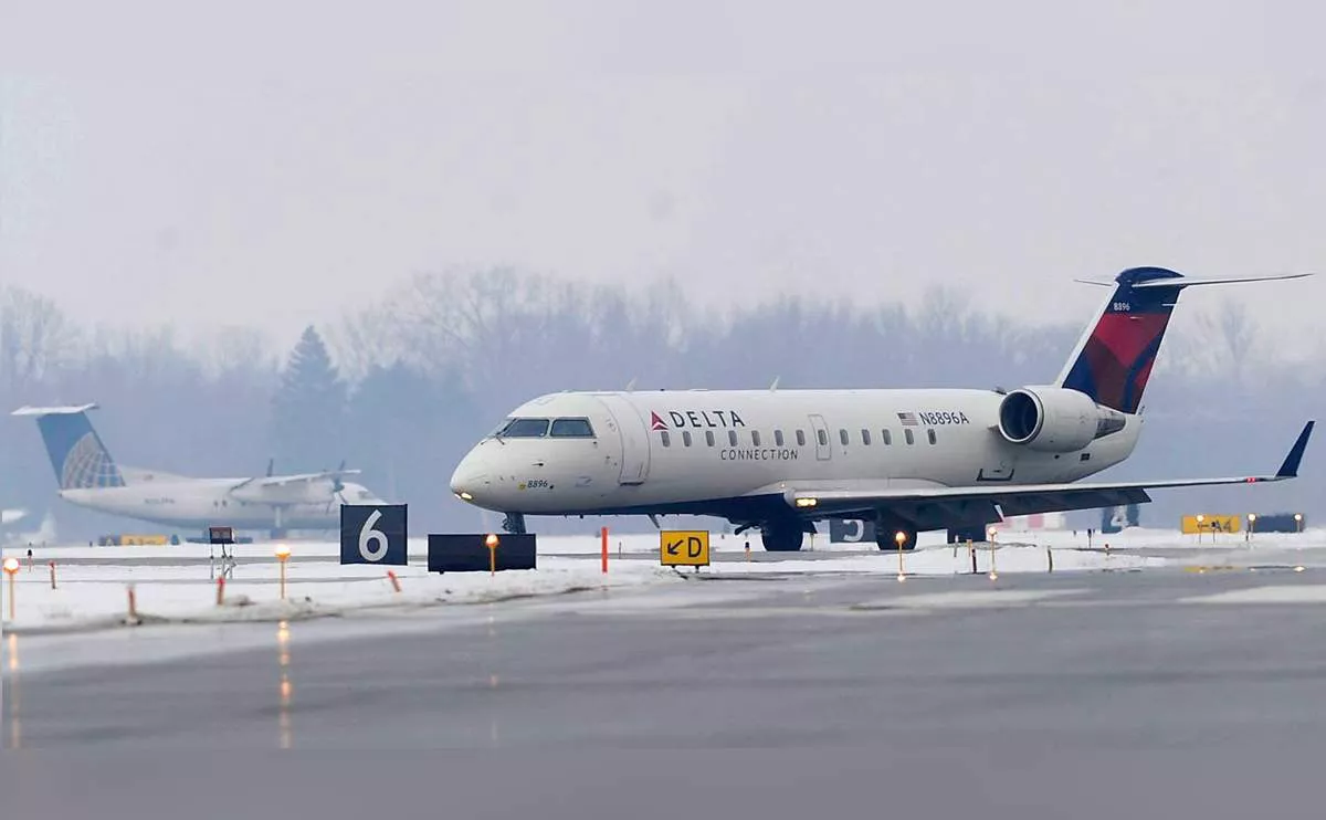 Aislan un avión en el aeropuerto de Newark por una “amenaza