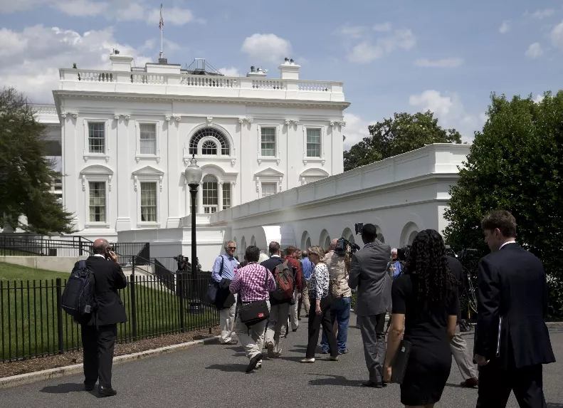 CASA BLANCA EVACUADA