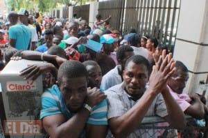 ACNUR insta a RD a no deportar a los apátridas de origen haitiano