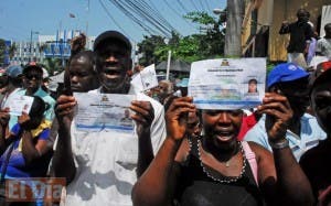 Haitianos evalúan volver a su país ante repatriaciones