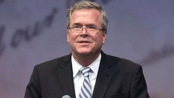 Jeb Bush lanza campaña en pos de la candidatura presidencial