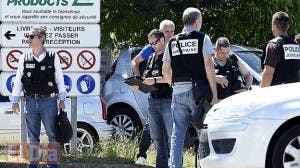 Un decapitado y dos heridos en «ataque terrorista» en Francia