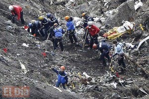 Repatrían restos de 15 niños muertos en choque Germanwings