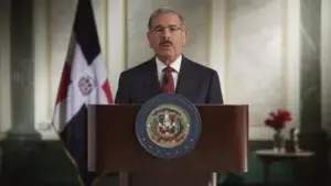 Danilo Medina anuncia disposición a reelegirse