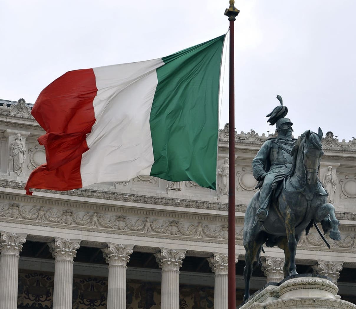 Bonos italianos atraen   gran firma española