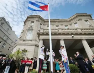 EU y Cuba restablecen sus lazos diplomáticos