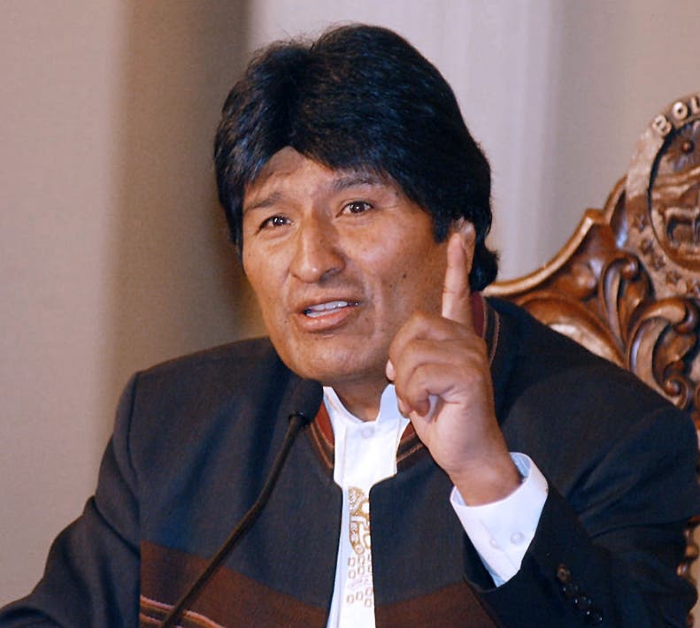 Evo Morales desiste de participar en asamblea OEA por operación de rodilla