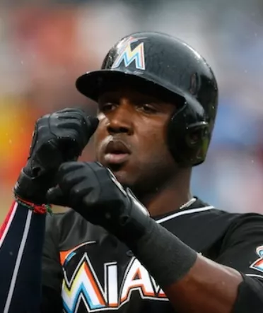 Marcell Ozuna “día a día” por molestia en muñeca