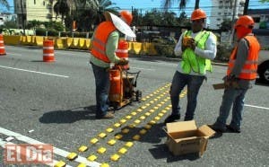 Obras Públicas informa avanzan trabajos en paso a desnivel en la 27 de Febrero con Privada