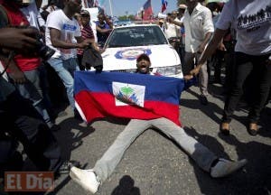 Piden prohibición de productos dominicanos durante marcha en Haití