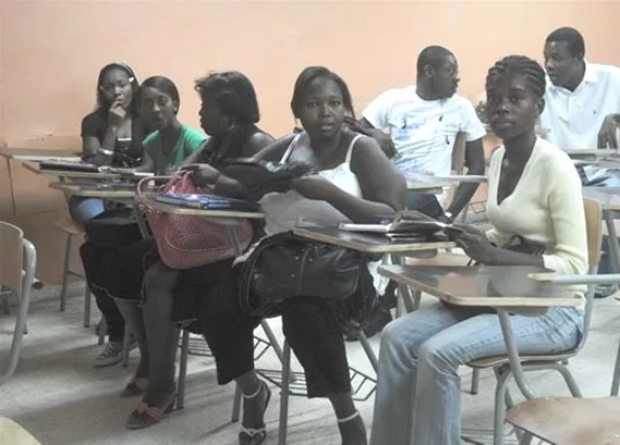 estudiantes haitianos 2