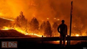 Más de 13.000 personas evacuadas por incendios forestales en California