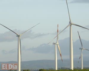 Comisión cita avances en generación energías renovables